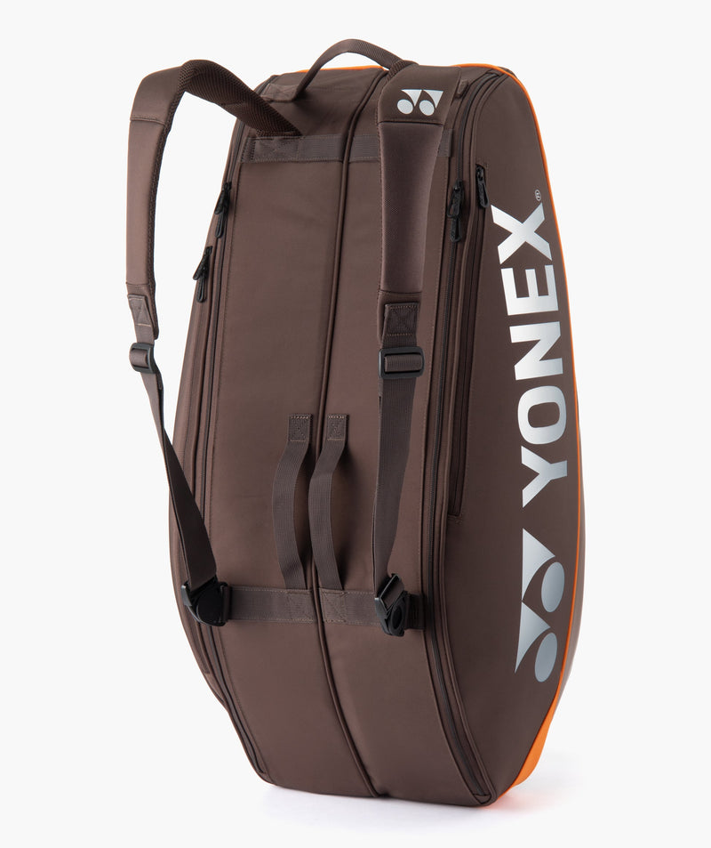Load image into Gallery viewer, Yonex Pro Racquet Bag 6 PCS Espresso Brown vooraanzicht
