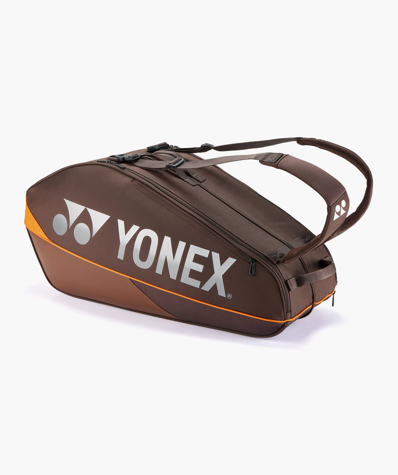 Load image into Gallery viewer, Yonex Pro Racquet Bag 6 PCS Espresso Brown achterzijde
