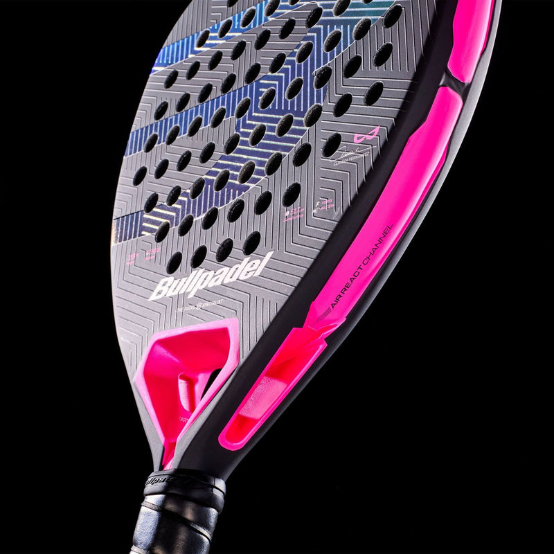 Load image into Gallery viewer, Bullpadel Wonder 2027 padelracket - detailfoto 6
