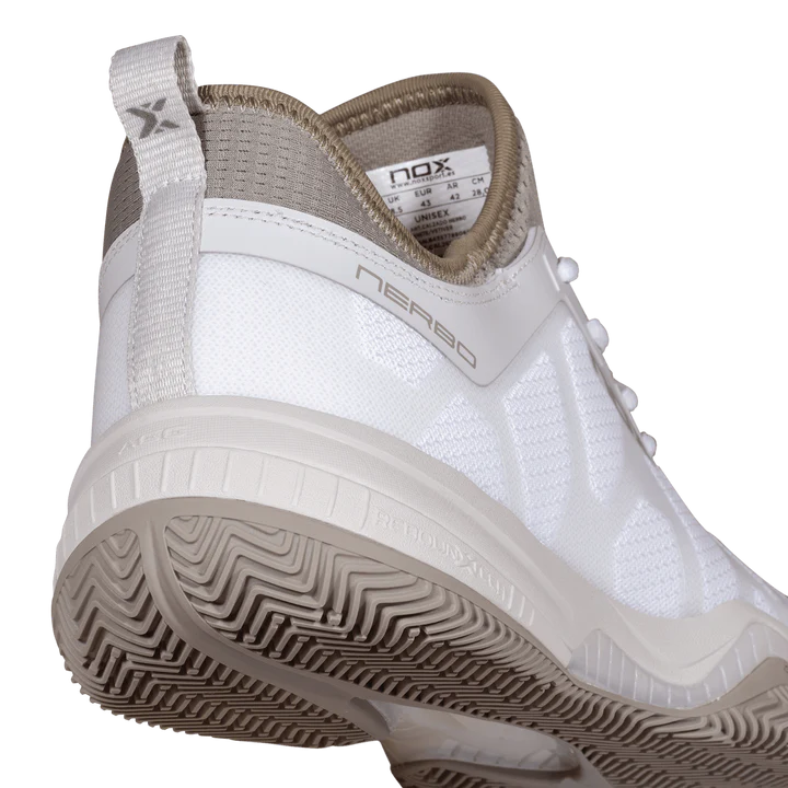 Load image into Gallery viewer, Nox AT10 LUX Padel Shoe White / Gray
